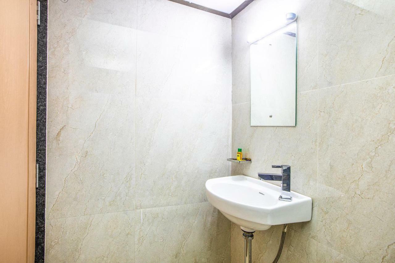 Fabexpress Silver Lake - Nr Bkc Mumbai Bagian luar foto