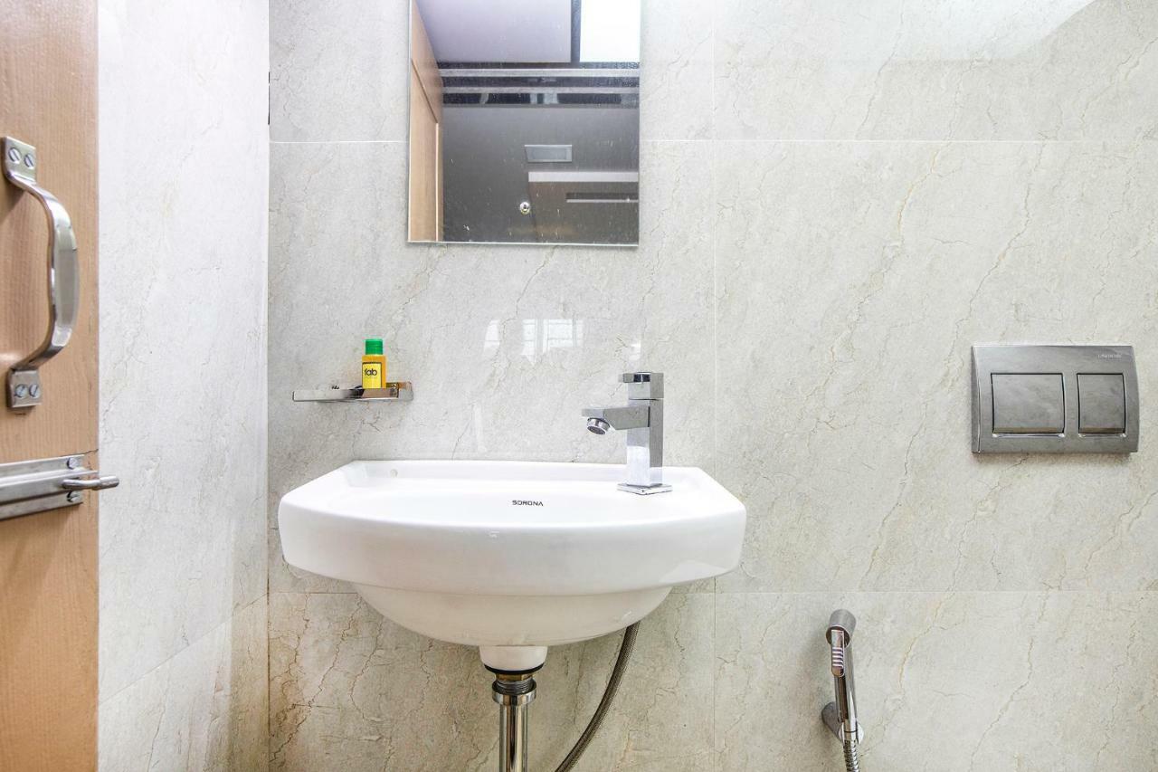 Fabexpress Silver Lake - Nr Bkc Mumbai Bagian luar foto